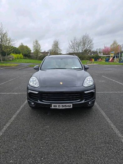 Porsche Cayenne S e-hybrid