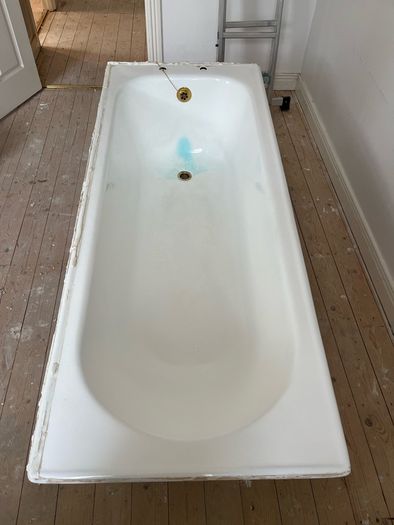 Solid Cast Iron Bath - FREE
