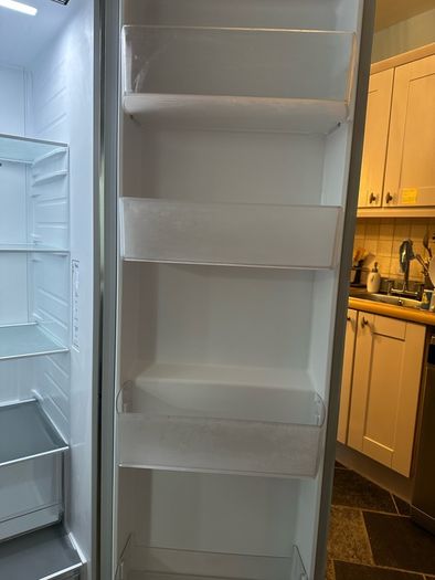 LG American Style Fridge Freezer 635L  Ice and Water