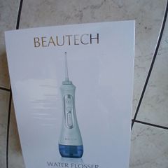 Water flosser oral irrigator