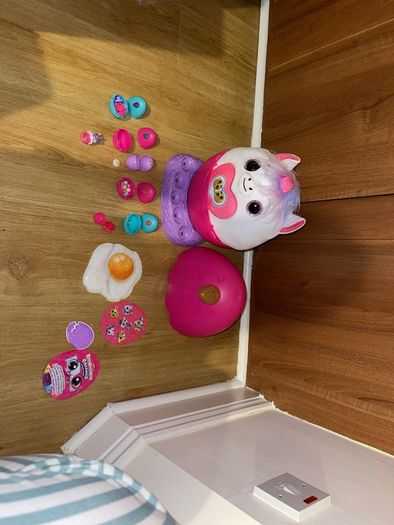 Rainbowcorns toys 4 available
