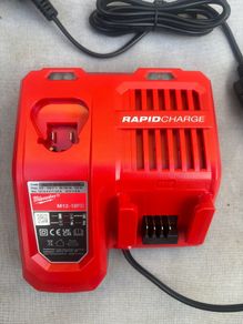 Milwaukee Battery Charger