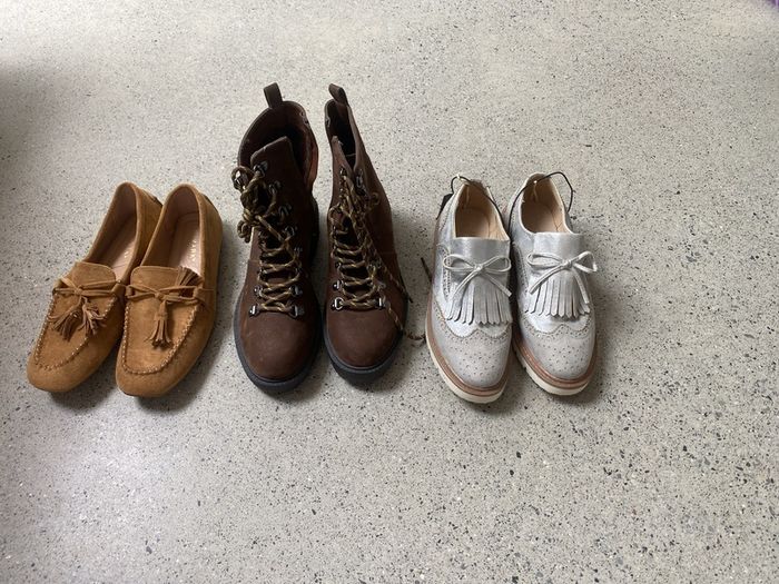Ladies shoes size 4/5