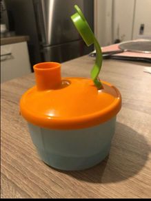 Tupperware dispenser
