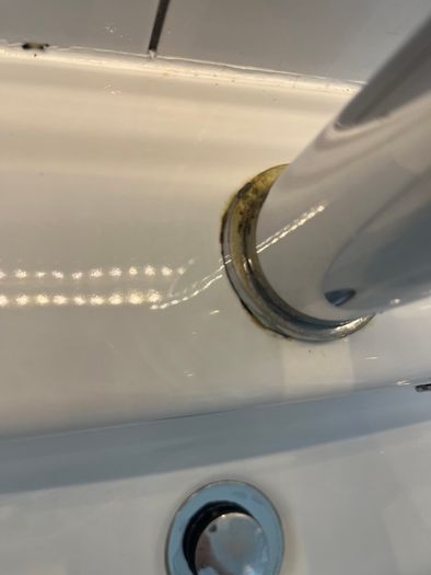 Bathroom vanity