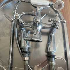 Bath fitting