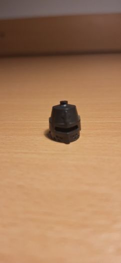 LEGO Collectible Minifigures Series 20 Tournament Knight