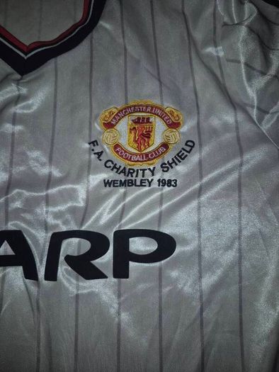 man utd jersey
