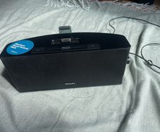 FREE iPod iPhone docking station speaker Philips
