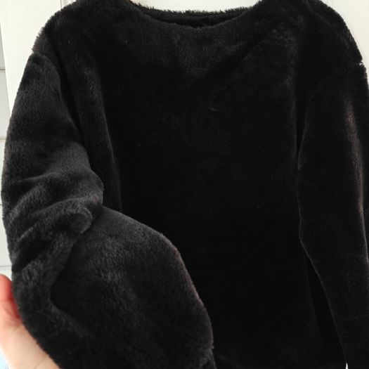 H&M black fluffy fur jumper