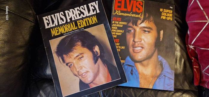 Two Rare Vintage Elvis Presley Magazines Elvis Remembered  & Memorial Edition !