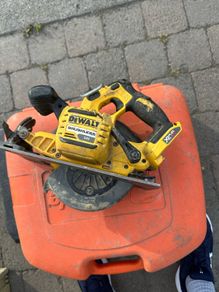 dewalt circular saw