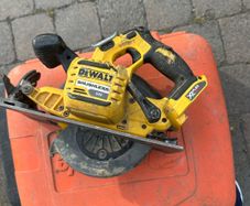 dewalt circular saw
