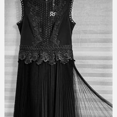 Stunning  Dress Ted baker size 2 uk 10. Beautiful dress for special occasions worn once