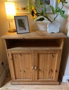 Solid wooden storage press