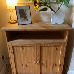 Solid wooden storage press