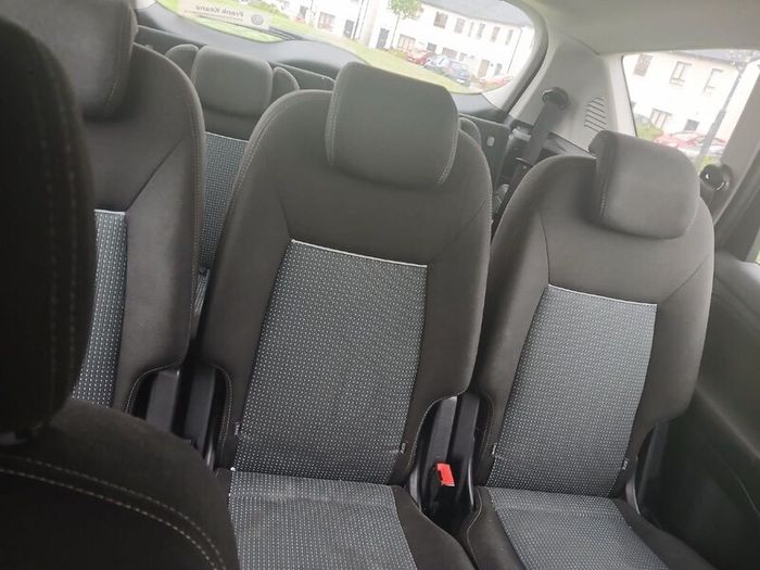 Ford S-Max 2012