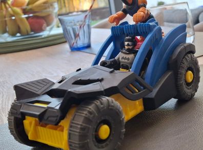 Fisher-Price Imaginext DC Super Friends Batman Rally Car.