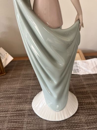 Lladro Figurine