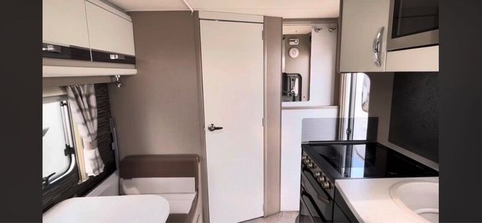 2016 caravan + Awning & Annex