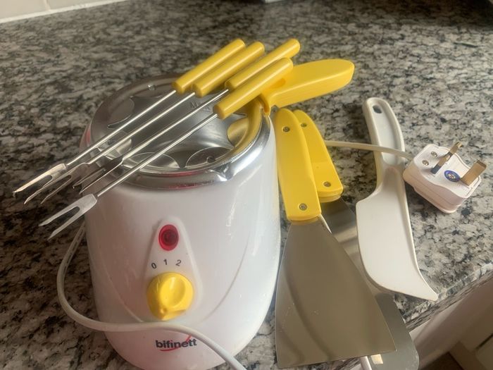 Fondue set