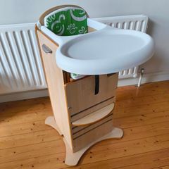 Little Helper FunPod HighChair 5 in 1 Learning Tower / Highchair Very Good Condition