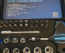 T handle ratchet set