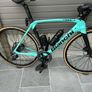 Bianchi Oltre XR3 Road Bike Image 4