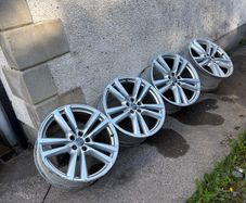 audi A6 20 inch alloys