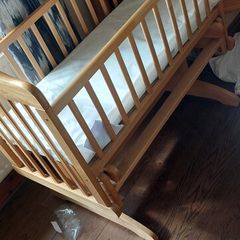 baby Crib & Mattress
