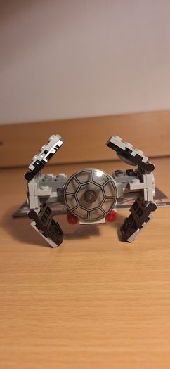 LEGO Star Wars 75128 TIE Advanced Prototype Microfighter