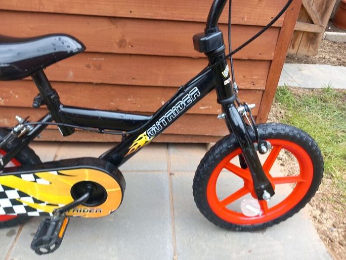 Kids outrider bike size 14 inch wheels