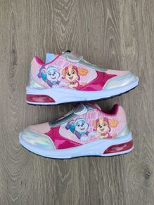 Girls Light up Paw Patrol trainers (brand new)