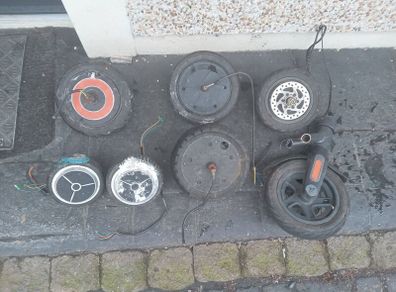 Electric scooter wheels