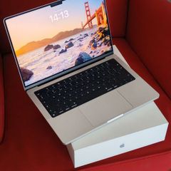 Macbook Pro M4, 2024 like new