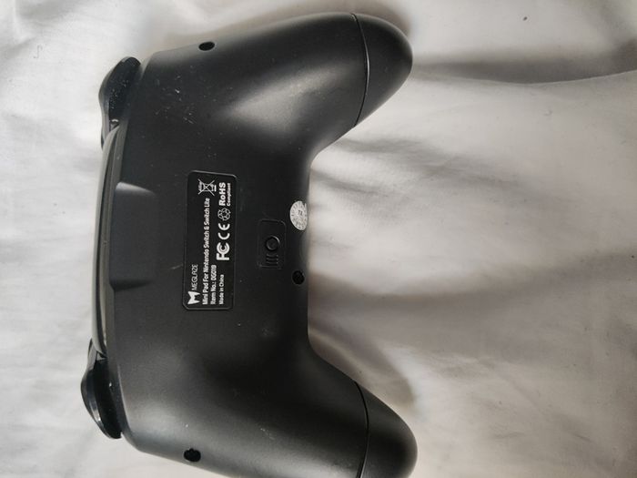 Nintendo switch + controller + 20 games