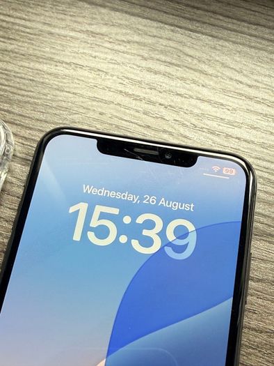 iPhone XS Max 64GB Unlocked 99% battery life