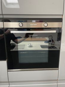 Single pyrolytic oven
