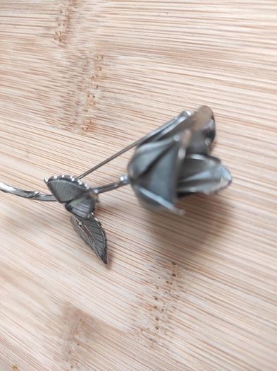 Vintage Giovanni brooch