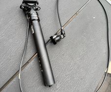 Rockshox Reverb 125 dropper post