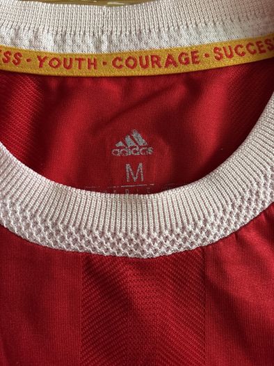 Fernandes Manchester United Jersey Medium