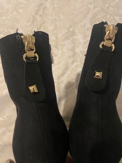 Black Ankle Boots- Size 40 - 7cm Heel - Side Zip