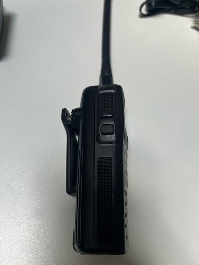 ICOM Airband Tranceiver IC-A6E