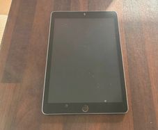 Apple iPad 2018 (6th gen)