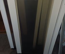 Half shower screen