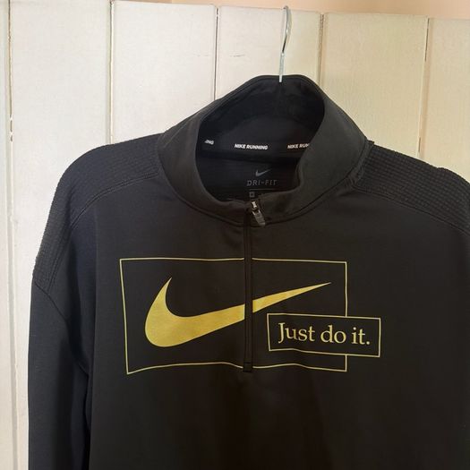 nike top size M