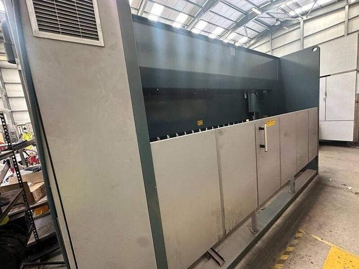Durma AD-S 40175 CNC Press Brake