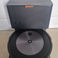 iRobot Roomba j7+