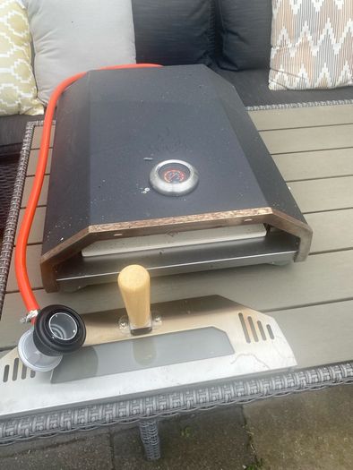 Gas pizza oven