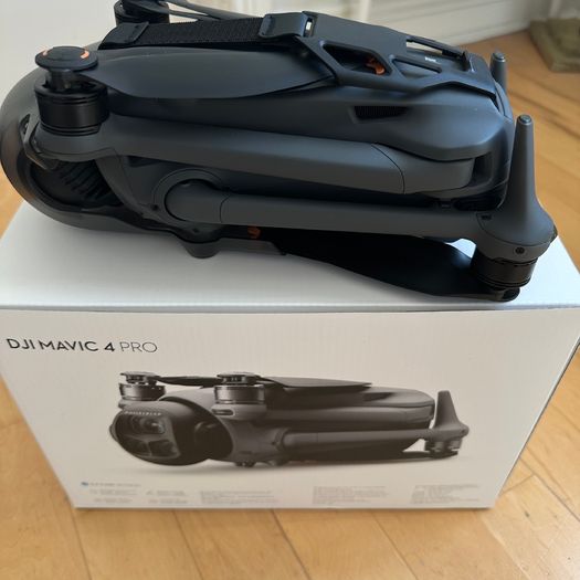 DJI Mavic 4 Pro + Extras